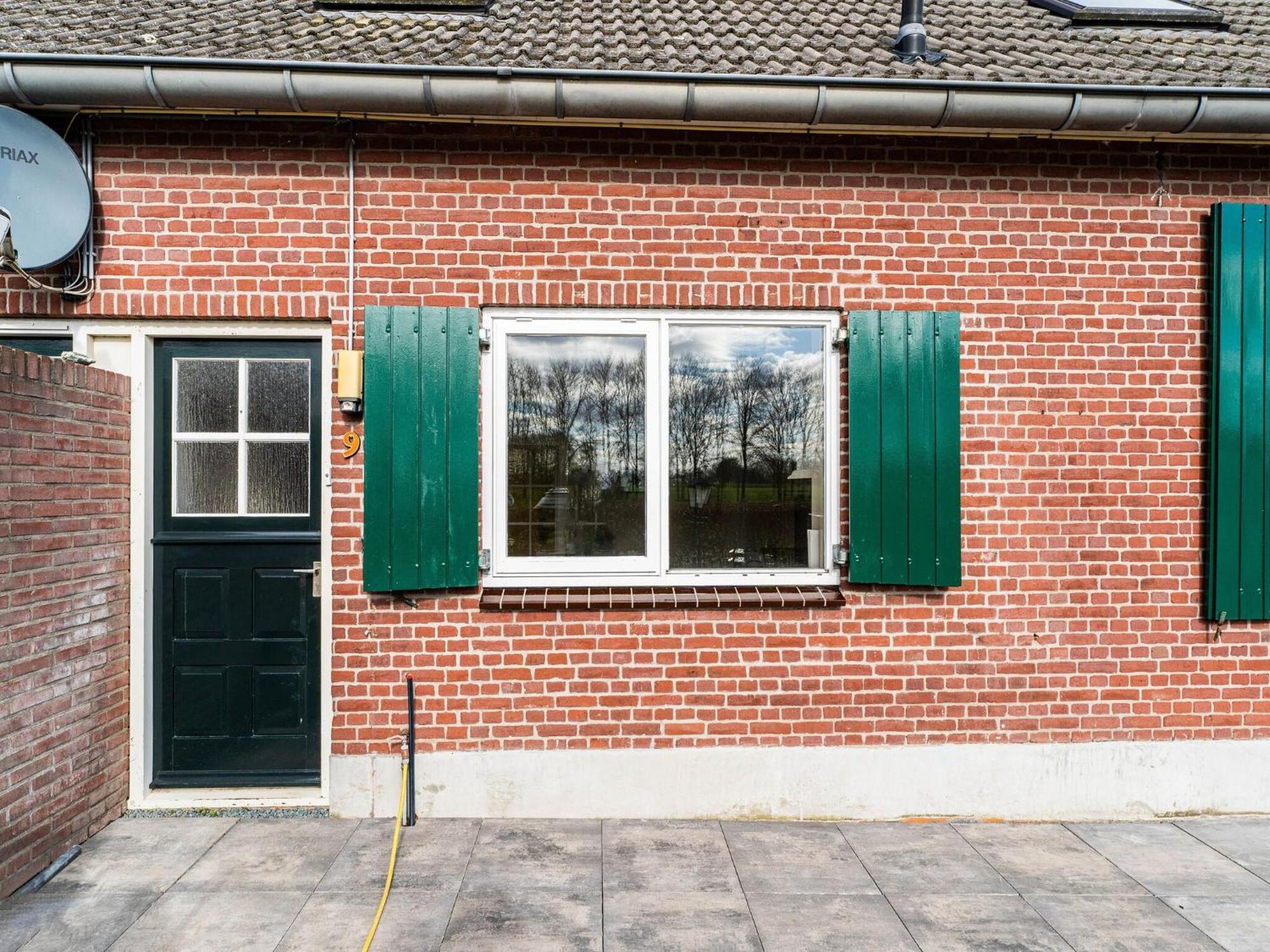 Holiday home Spacious In With Garden