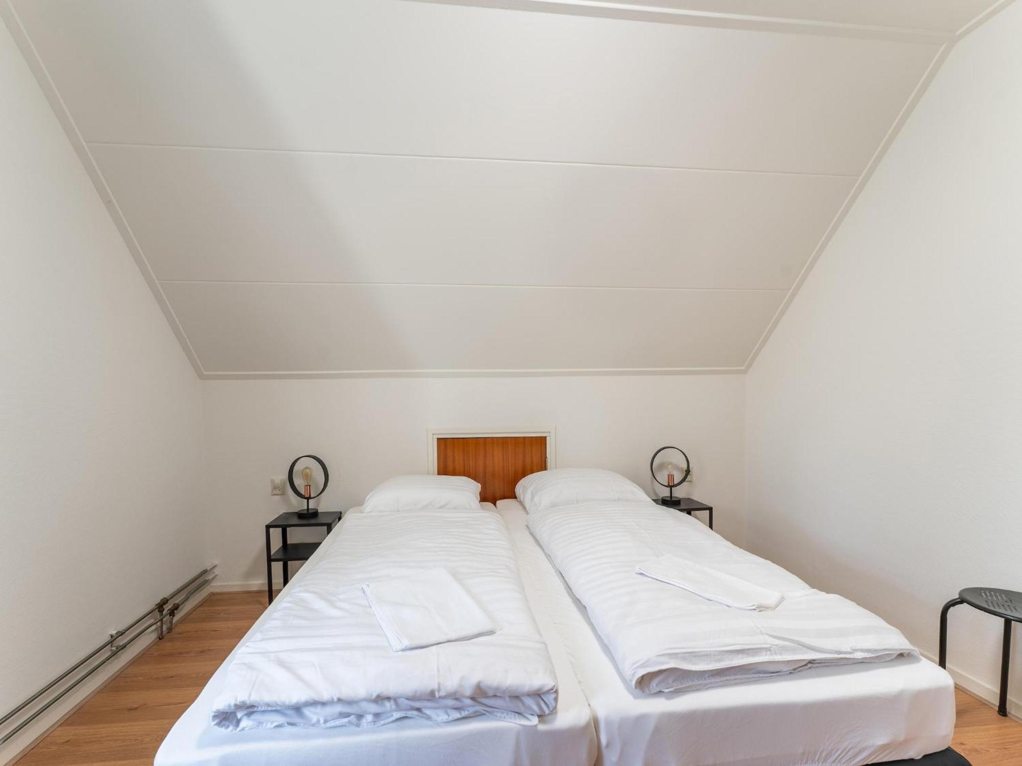 Spacious In With Garden Holiday home *
