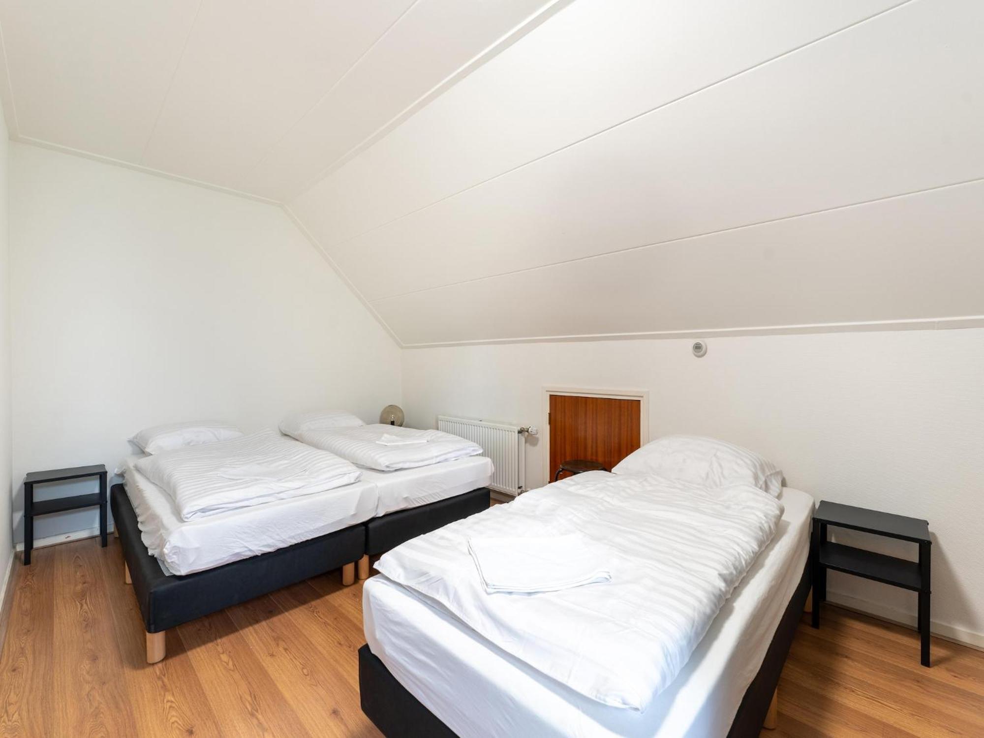 Holiday home Spacious In With Garden